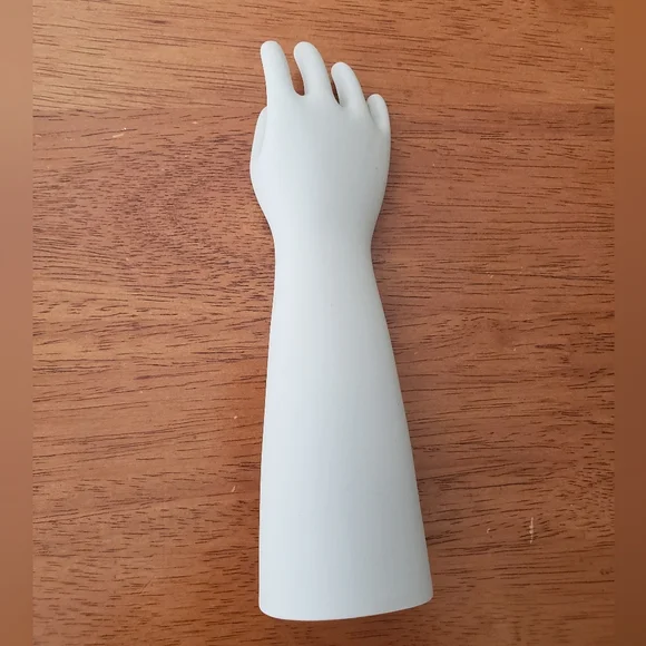 White Hand Jewelry Holder Mold Glove Ceramic Porcelian - Picture 4 of 5
